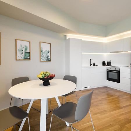אתונה Urban Apt With Stunning Acropolis View & Roofdeck מראה חיצוני תמונה